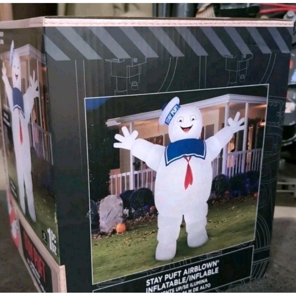 Ghostbusters 9 FT Stay Puft Marshmallow Man Airblown Halloween Inflatable